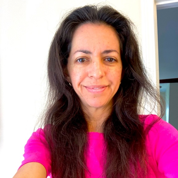 Meet your Posher, Stephanie - Picture 1 of 1